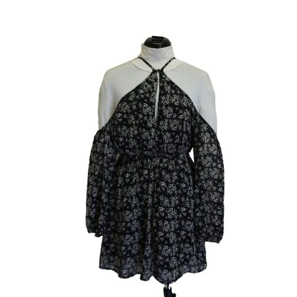 Lucca couture Cold shoulder halter dress XS - Picture 4 of 12